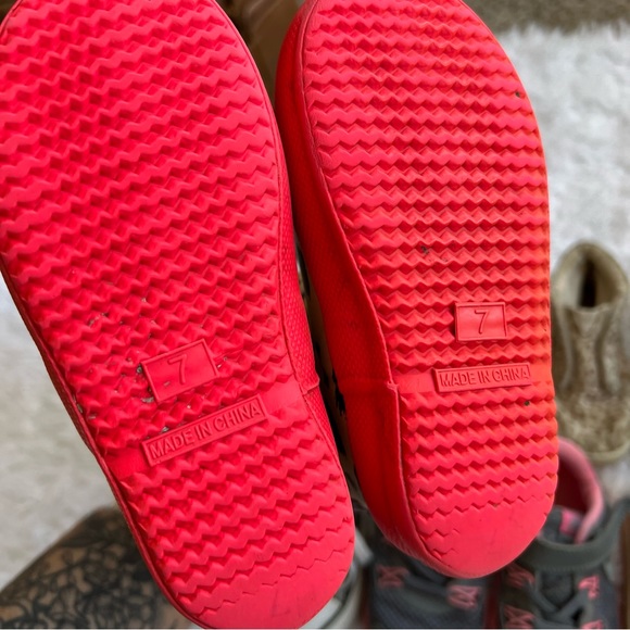 7 Baby Toddler Shoes Hunter Nike Toms Children's Place Crazy 8 Converse Sz 7 - Picture 11 of 16